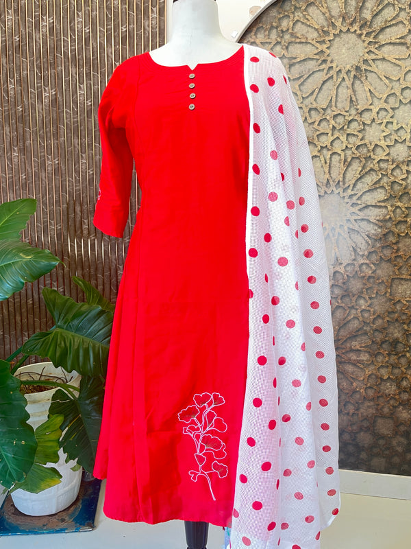 Ready to wear Kurtz Christmas special🎅❤️🤍 LA202