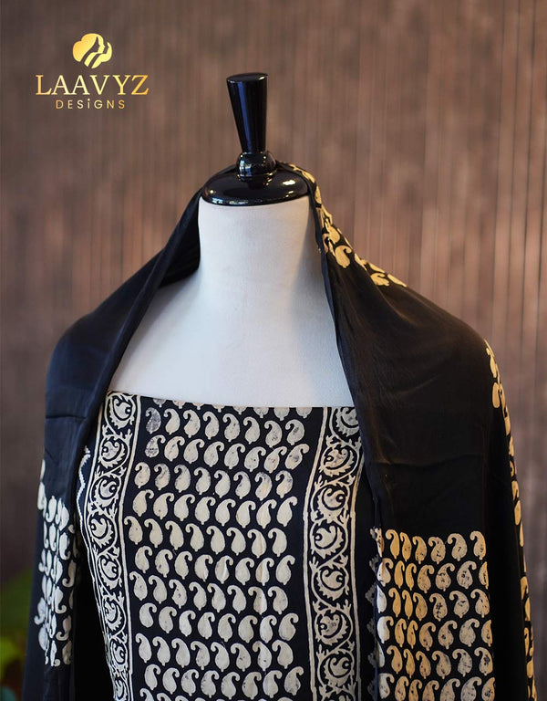 π« Unstitched Silk Salwar Set β A Touch of Tradition, Tailored by You β¨