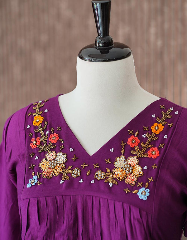 Slub Cotton Kurti with Neck Handwork – Elegant & Comfortable ✨