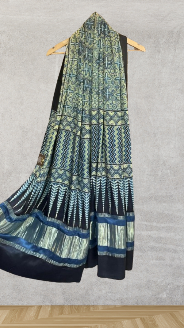 Modal silk Dupatta (PAR573)