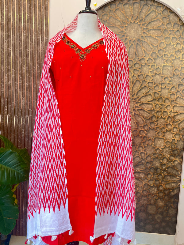 Ready to wear Kurtz Christmas special🎅❤️🤍 LA202