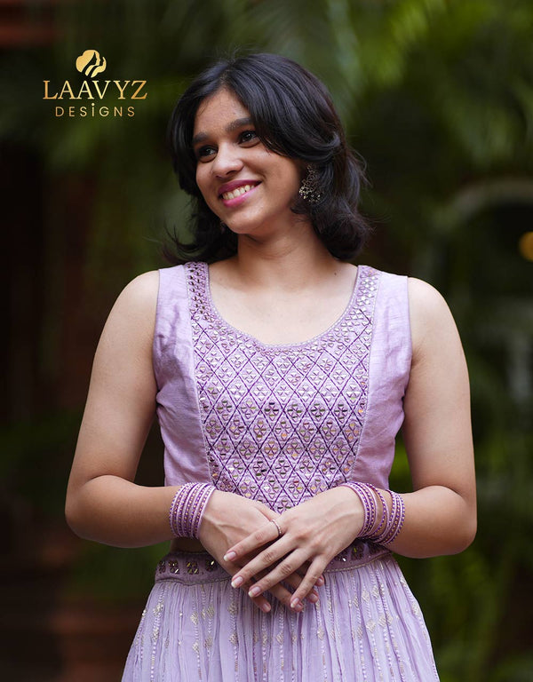 Designer Crop Top with Lehenga – Modern Elegance with a Traditional Touch ✨