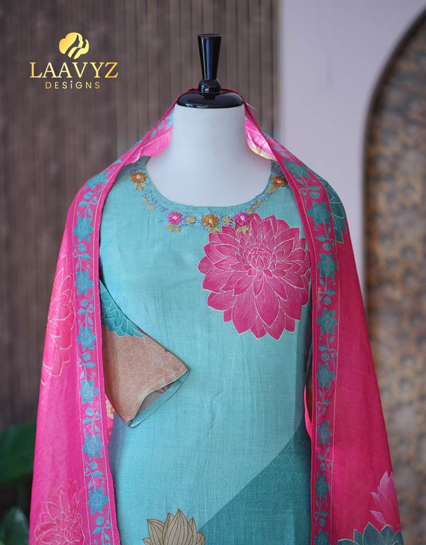 Muslin Silk Ready-to-Wear Kurti Set – Grace in Every Thread ✨