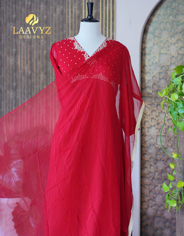 Soft Georgette Kurti Set with Handwork – Timeless Elegance ✨