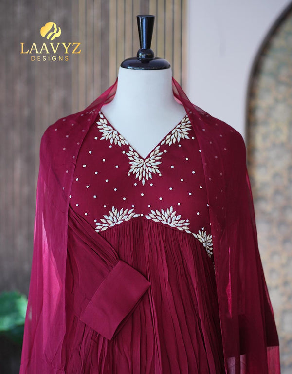 Soft Georgette Kurti Set with Handwork – Timeless Elegance ✨