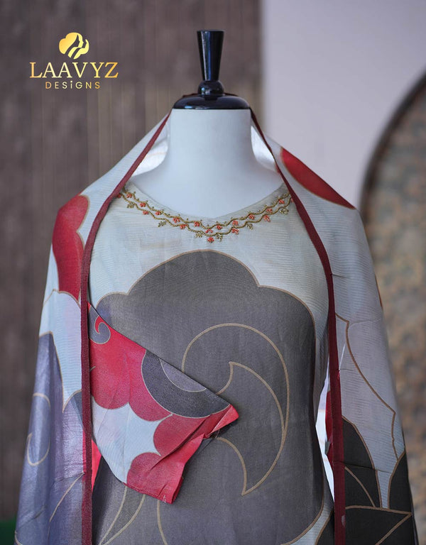 Muslin Silk Ready-to-Wear Kurti Set – Effortless Elegance ✨