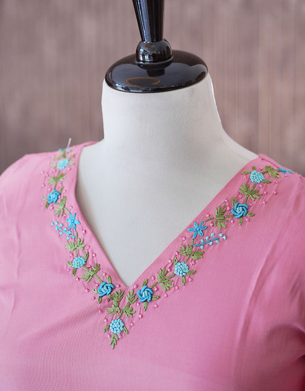 Slub Silk Kurti with Embroidery Work – Effortless Elegance ✨