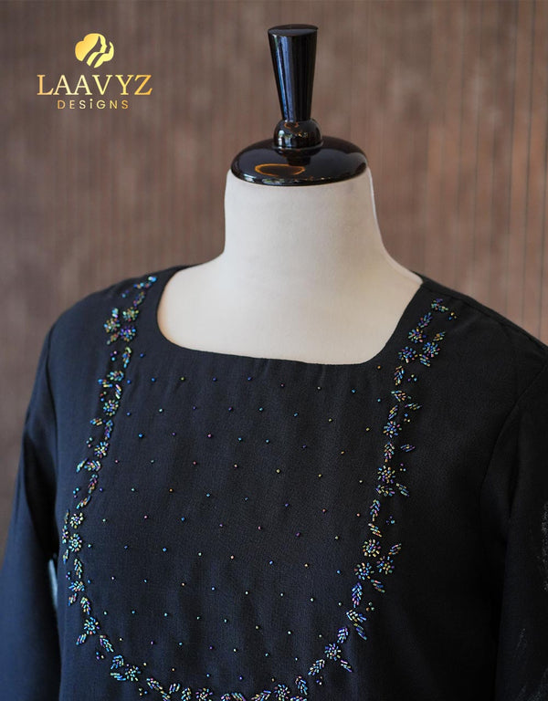 ๐พ Pure Linen Kurti with Hand Work โ Grace in Every Thread โจ