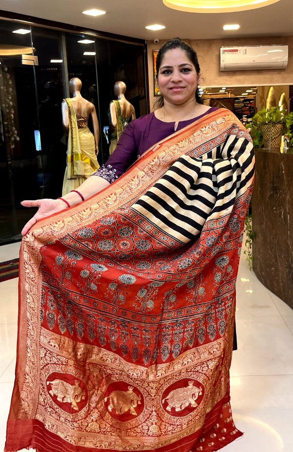 Dola silk saree - AB9900