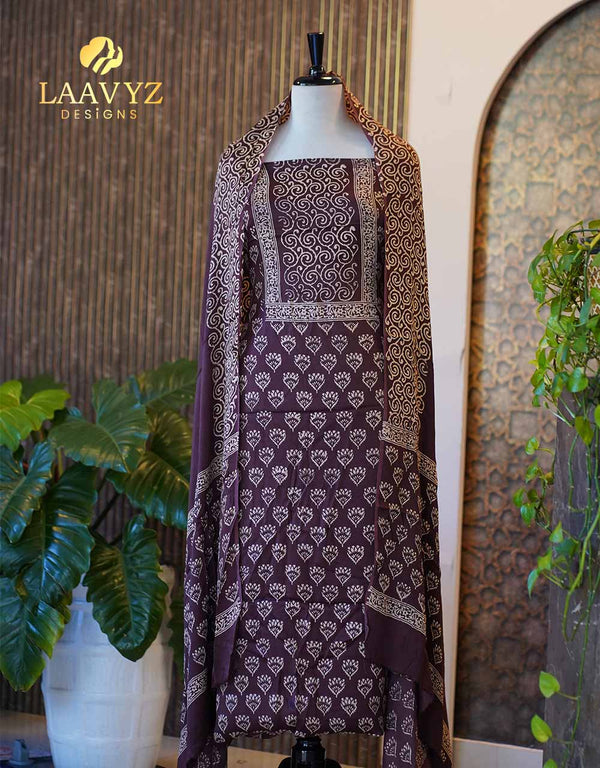 🌟 Unstitched Silk Salwar Set – Classic Elegance, Made for You ✨