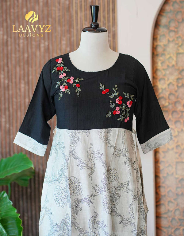 Slub Cotton Kurti with Embroidery Work – Effortless Elegance ✨