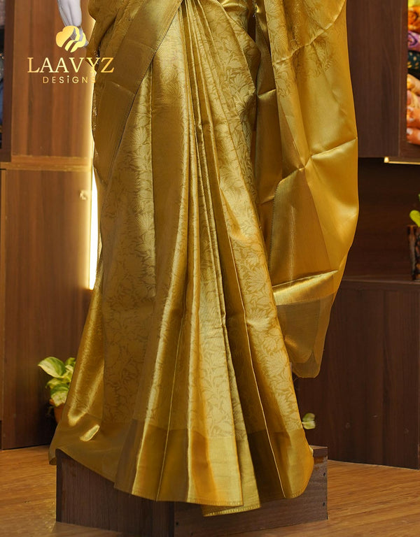 🌟 Celebrity-Inspired Semi Kanchipuram Silk Saree – Regal Charm, Star Style 👑
