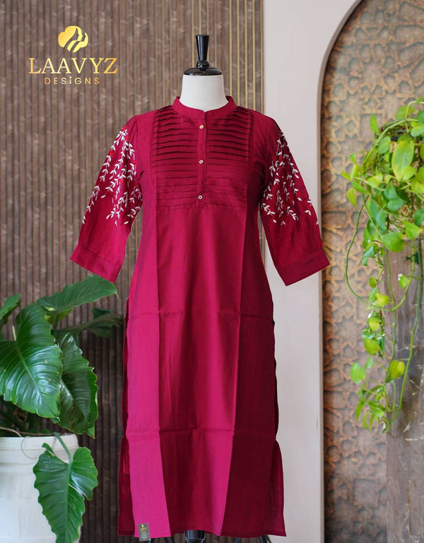 Slub Silk Kurti with Embroidery Work – A Perfect Blend of Tradition & Style ✨