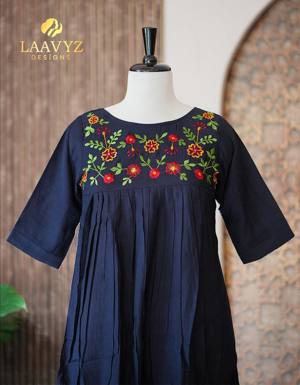 Slub Cotton Kurti with Embroidery Work – Simple & Elegant ✨