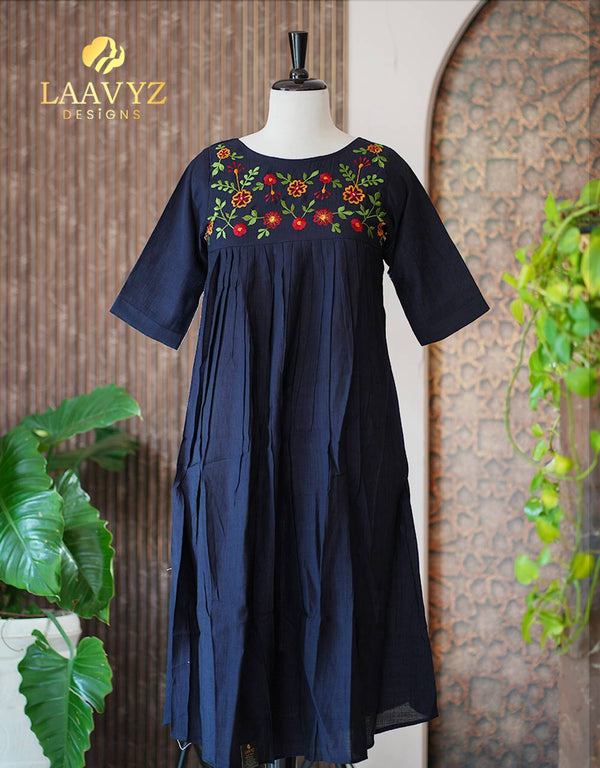 Slub Cotton Kurti with Embroidery Work – Simple & Elegant ✨